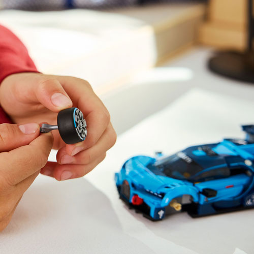 LEGO Speed Champions: Bugatti Vision Gran Turismo Hyper Sports Car - 284 Pieces (77253)