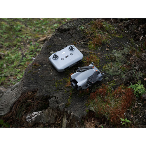 Quadricoptère Mini 5 Pro de DJI avec télécommande - Gris