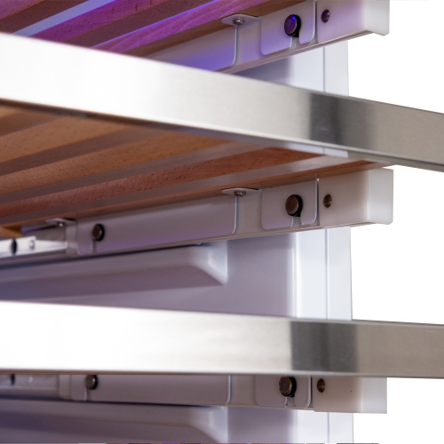 Refroidisseur à vin encastrable Professional de KUCHT 18&nbsp;po à trois zones prêt pour panneau