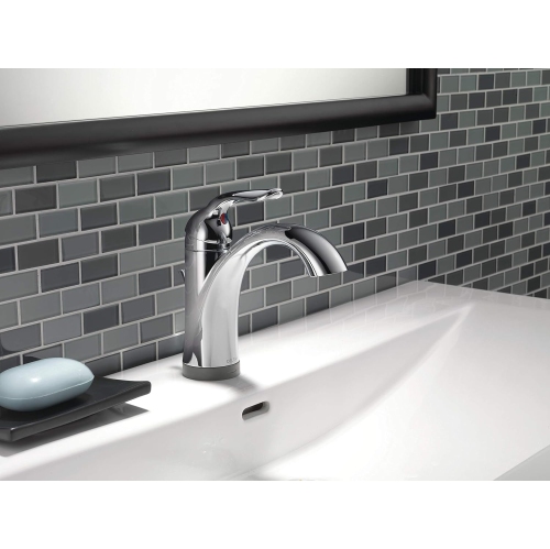 Delta Faucet Lahara Single-Handle Bathroom Faucet with Diamond Seal Technology and Drain Assembly