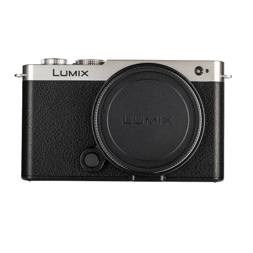 Appareil photo sans miroir Lumix S9 de Panasonic avec objectif 18-40&nbsp;mm f/4,5-6,3