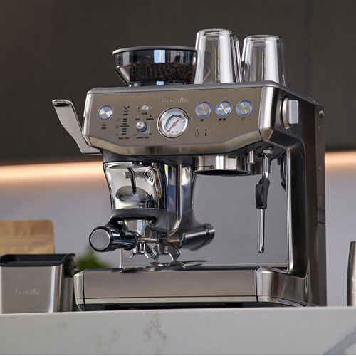 Remis à neuf - Machine à espresso Barista Express Impress de Breville avec mousseur et moulin - Acier inoxydable brossé - Remis à neuf par Breville