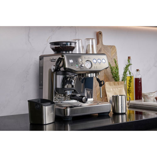 Remis à neuf - Machine à espresso Barista Express Impress de Breville avec mousseur et moulin - Acier inoxydable brossé - Remis à neuf par Breville