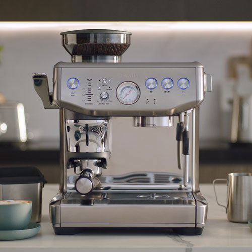Remis à neuf - Machine à espresso Barista Express Impress de Breville avec mousseur et moulin - Acier inoxydable brossé - Remis à neuf par Breville