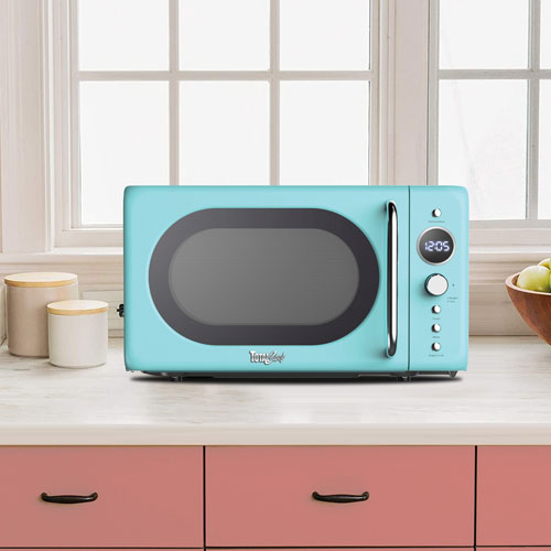 Total Chef Retro 0.7 Cu. Ft. Countertop Microwave - Blue