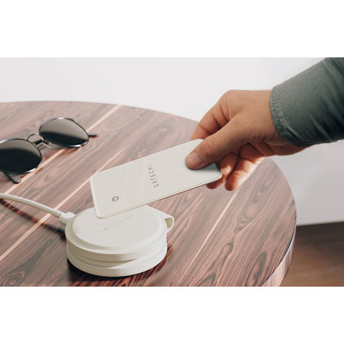 Dispositif de repérage de portefeuille FindAll avec Localiser d'Apple et chargement Qi de Satechi