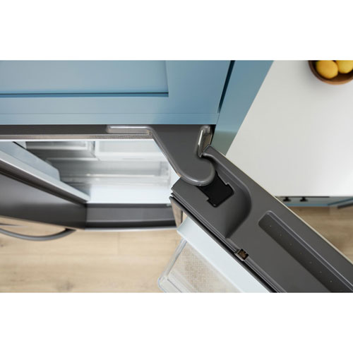 Réfrigérateur 2 portes 23,4 pi³ 36 po à distributeur d'eau et de glaçons de Whirlpool (WRFC7036RV) - Acier inoxydable noir