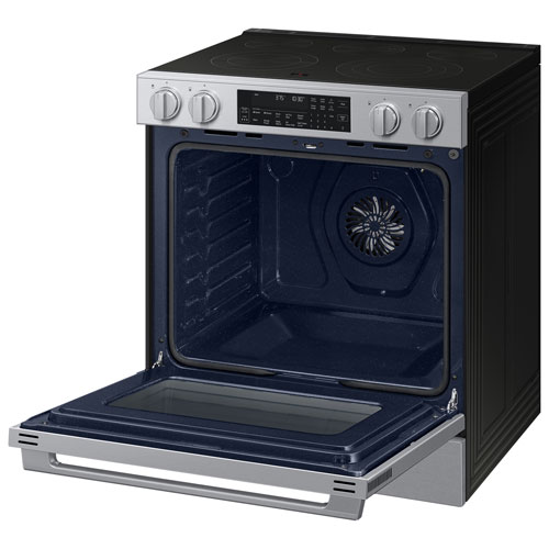Cuisinière électrique encastrable à surface lisse avec convection véritable 6,3 pi³ 30 po BESPOKE de Samsung (NSE90H63SRAC) - Acier inoxydable