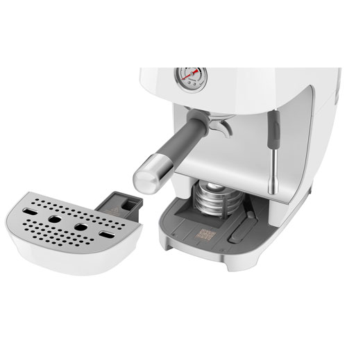 Smeg Manual Espresso Machine with Cold Brew - White