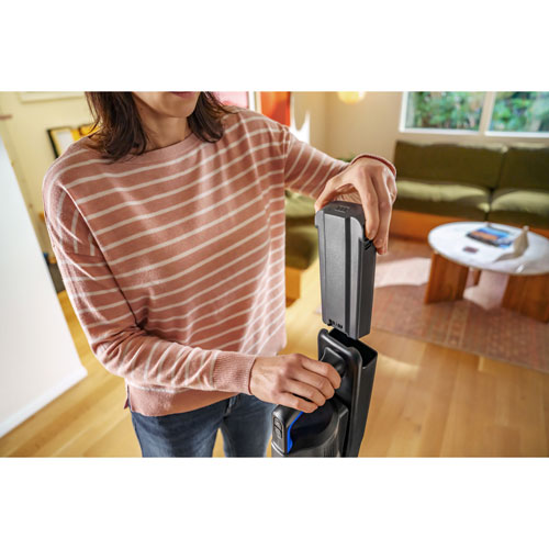 Bissell FurFinder 200W Cordless Bagless Stick Vacuum - Black/Blue