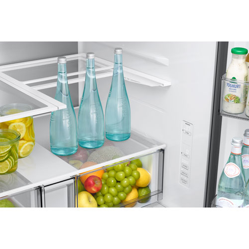 Réfrigérateur à deux portes 24 pi³ 36 po avec distributeur d'eau et de glaçons de Samsung (RF70H25HERAA) - Acier inoxydable