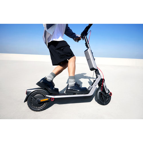 Trottinette électrique Ninebot KickScooter E3 Pro de Segway (moteur de 800W/autonomie de 55km/vitesse maximale de 32km/h) - Gris