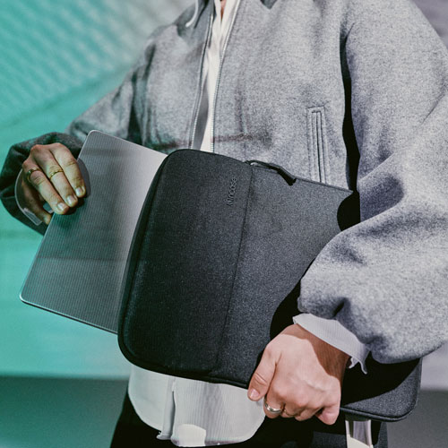 Incase Crosstown 14" Laptop Sleeve - Black