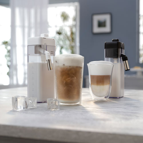 Machine à espresso automatique PrimaDonna Aromatic de De'Longhi avec mousseur à lait et moulin à café - Acier inoxydable/Noir