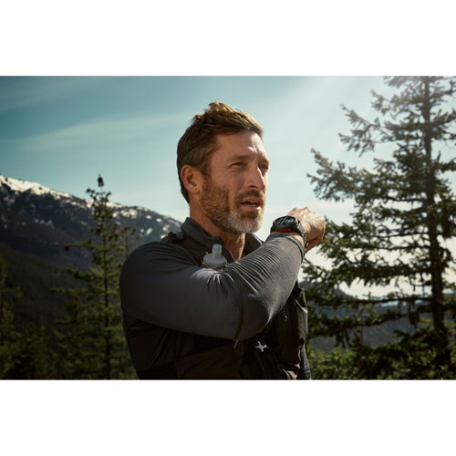 Montre intelligente GPS multisport fēnix 8 Pro de 51 mm de Garmin - Noir/Gris galet